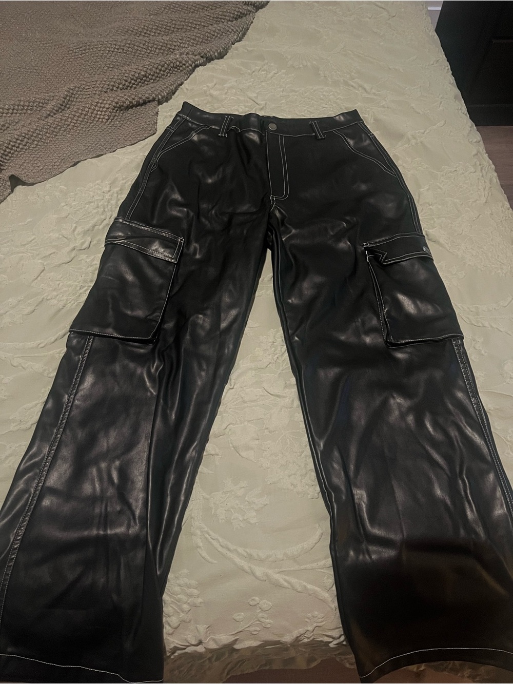 Black cotton on pants